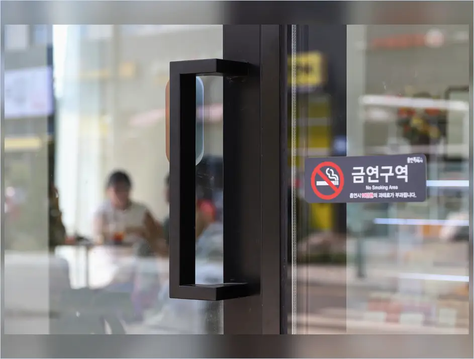 합정동 카페 인테리어 진행 모습 1